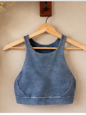 Lululemon Rare High Neck Sports Bra Blue Size 8